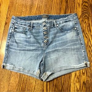 Torrid jean shorts size 20